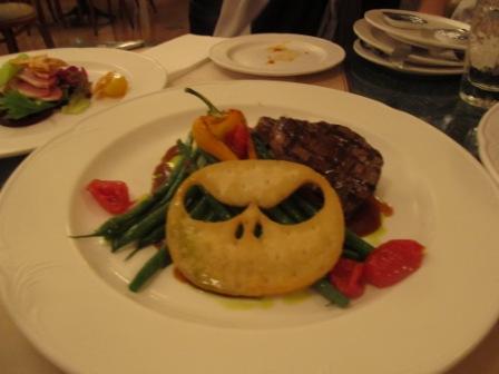 This was the steak.  Look at that scary face....