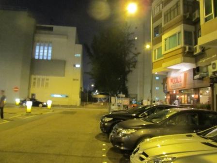 One of the side roads in Tai Hang.  See that entrance at the middle of this picture.  That is Ming Tunnel which is one of the expanded path of Hong Kong Mid-Autumn Festival fire dragon dance