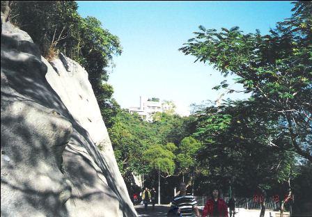 Hong Kong Peak, Lugard Road rest area