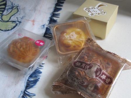 Here are several "traditional" moon cakes from different restaurants or hotels.