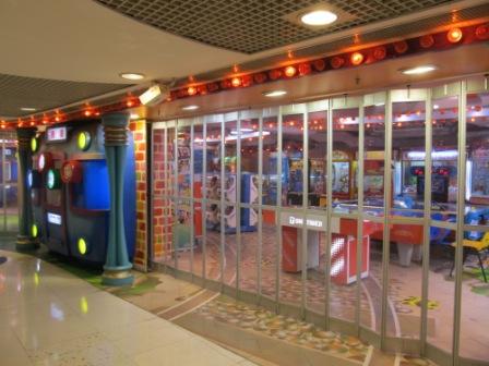 An children entertainment center which is very similar to Chuck E Cheese