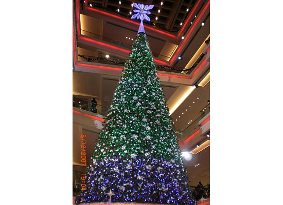 ChristmasTree in a maill for Hong Kong Luxury Shopping